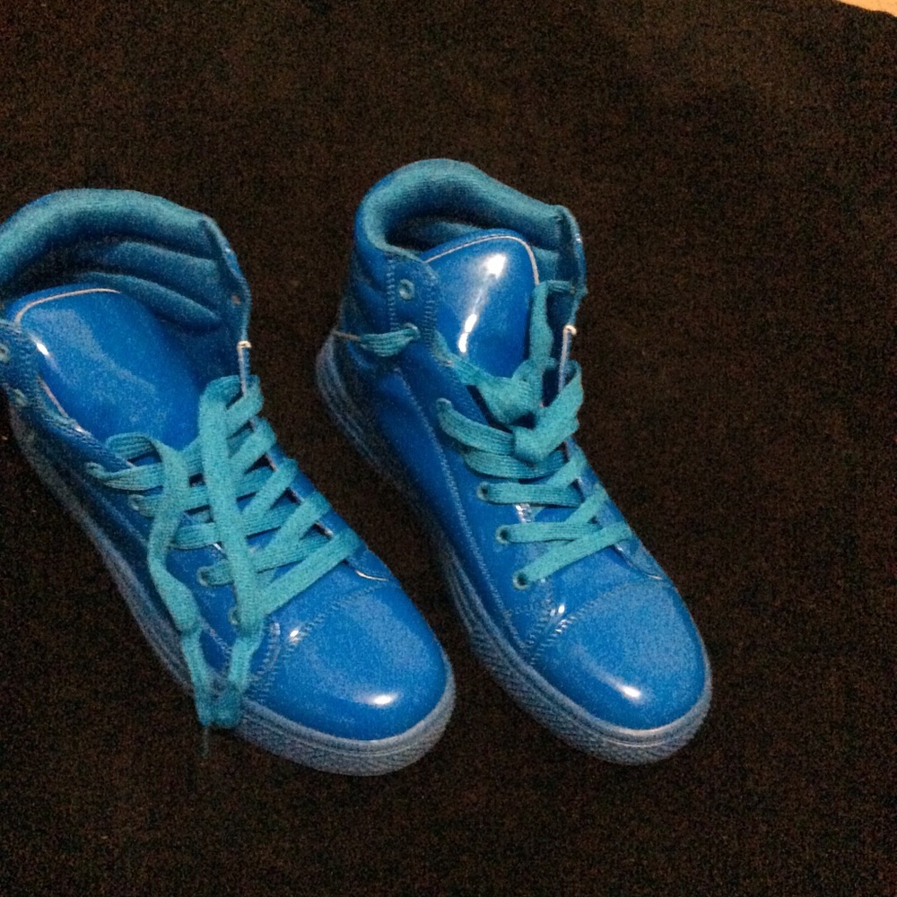 Hightop sneakers